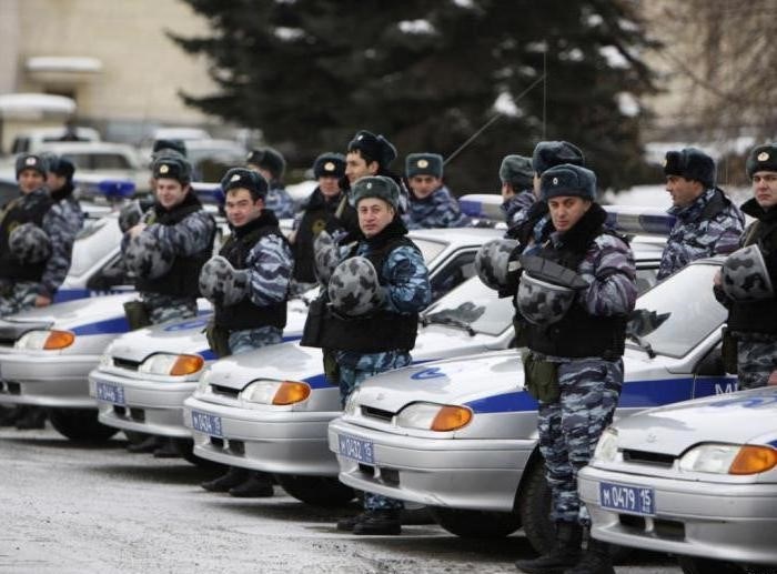 Можно ли поступить на службу в полицию без службы в вооруженных силах?